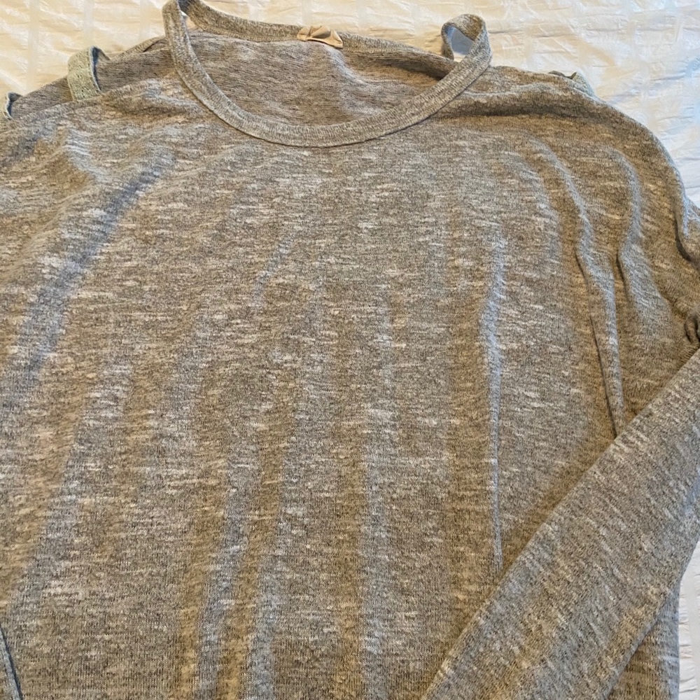 Soft Shoulder Cutout Long Sleeve